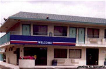 6-yreka, Ca Hotel